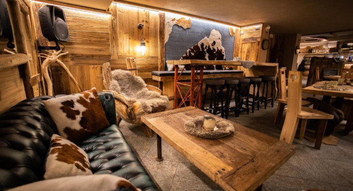 Hotel Dragon, Cervinia ski chalet, image 2